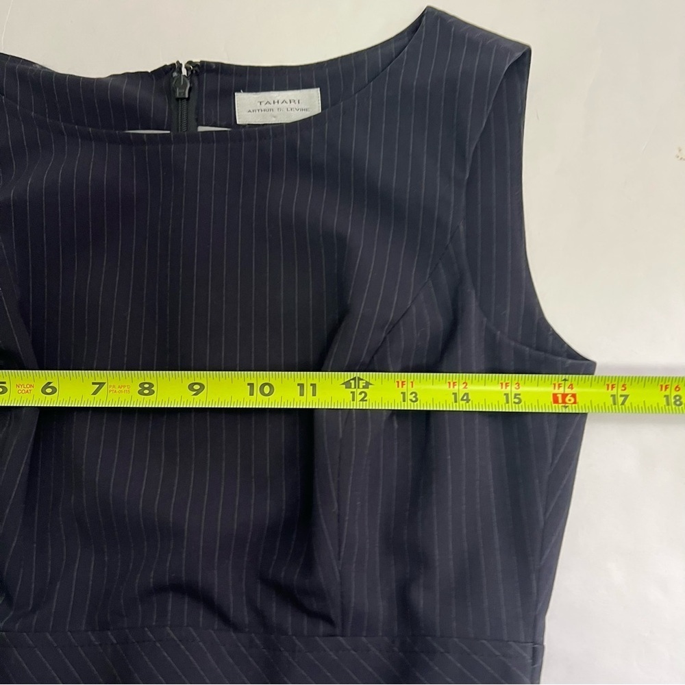 Tahari Women’s Career Business Women’s Dress Sz 4 Very Dark Blue Pin Striped - Picture 9 of 14